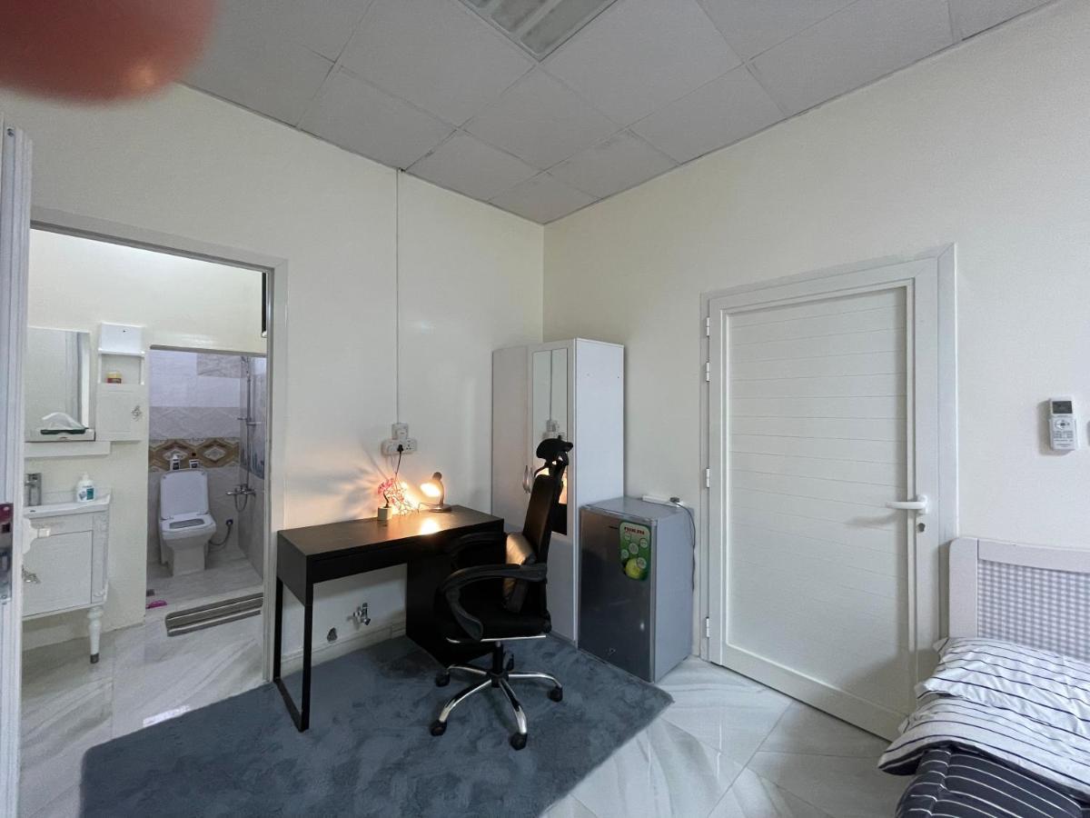 Private 2Bedroom Villa With T&B And Kitchenette Near Abu Dhabi International Airport Buitenkant foto