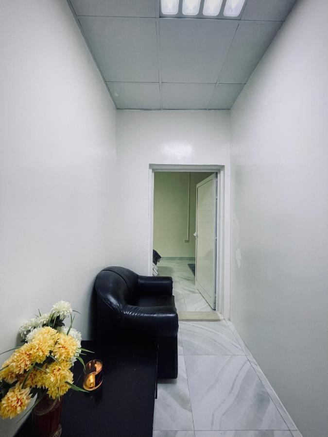 Private 2Bedroom Villa With T&B And Kitchenette Near Abu Dhabi International Airport Buitenkant foto