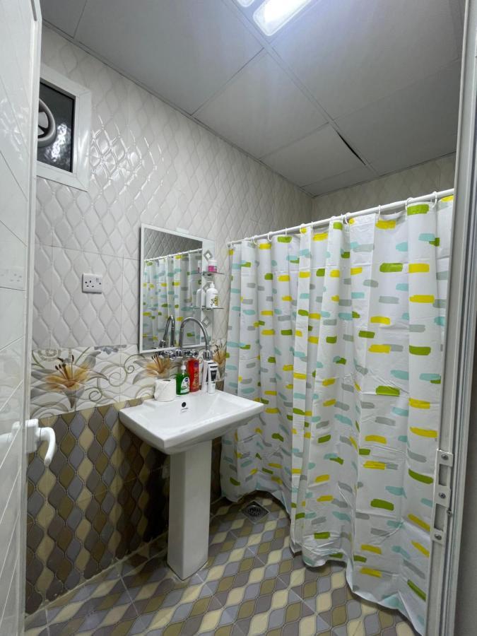 Private 2Bedroom Villa With T&B And Kitchenette Near Abu Dhabi International Airport Buitenkant foto